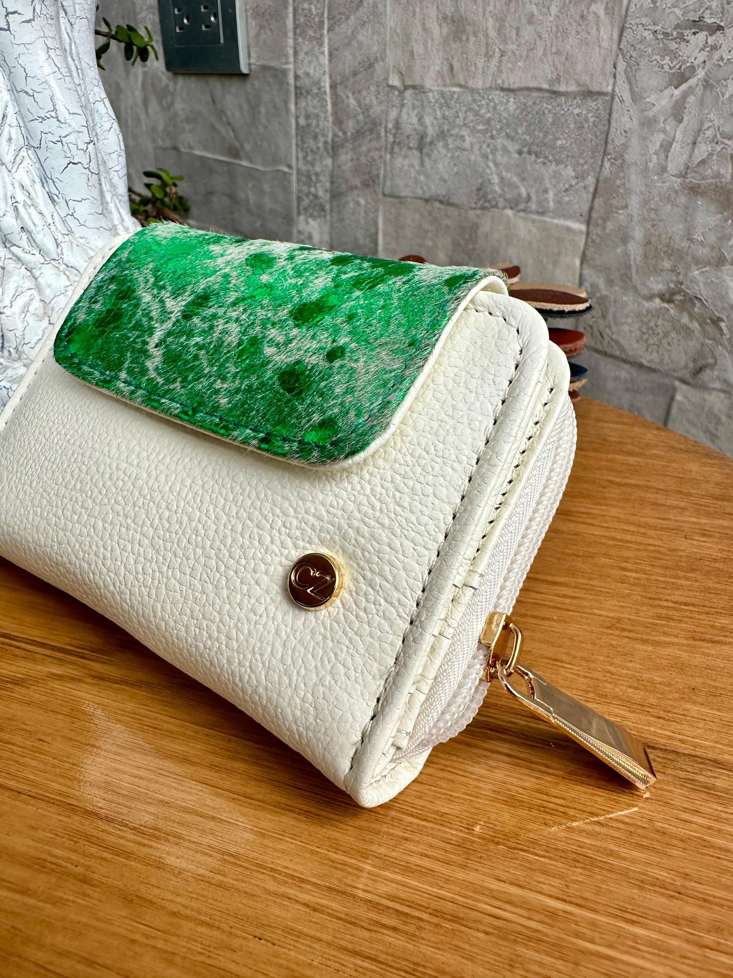 Billetera Bovi I CZ Talco-Verde pelo