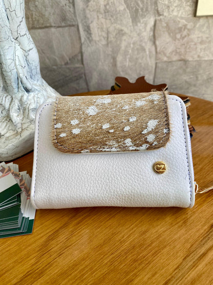 Billetera Bovi III CZ Blanco-Beige pelo