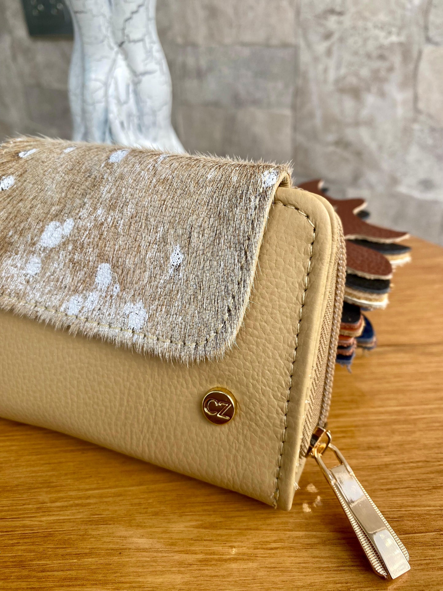 Billetera Bovi VI CZ Maní-Beige pelo