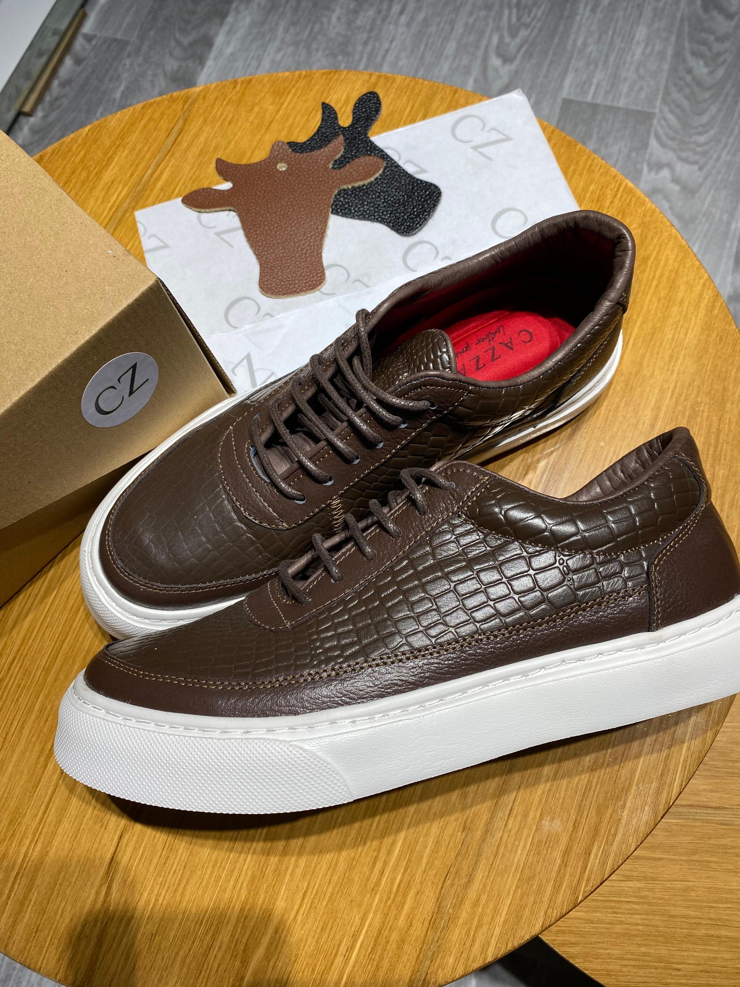 Sneaker Cobra CZ Chocolate